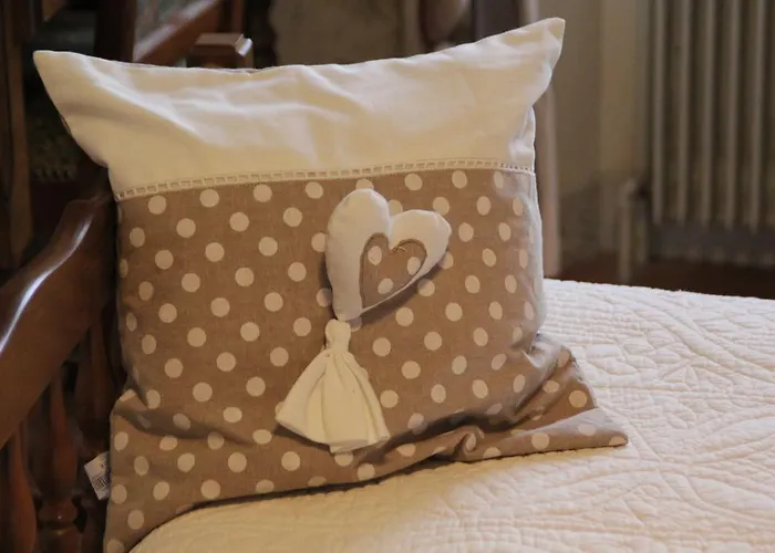 La Maison Des Chats 3* Saint-Mary-le-Plain